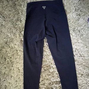 TNA leggings